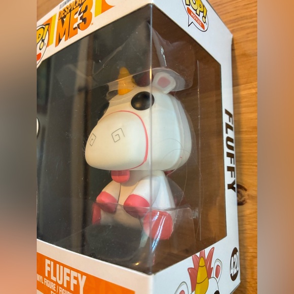 Despicable Me 3 Fluffy Unicorn 420 Vinyl Figure - Picture 2 of 10